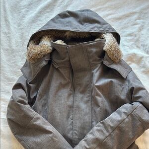 Aritzia Babaton Oskar Parka